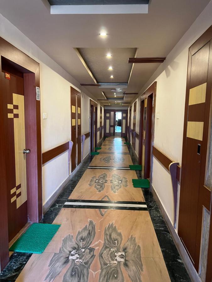 Hotel Lee Garden Near To Blue Flag Beach 500 Mtrs プリ エクステリア 写真