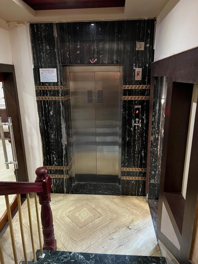 Hotel Lee Garden Near To Blue Flag Beach 500 Mtrs プリ エクステリア 写真